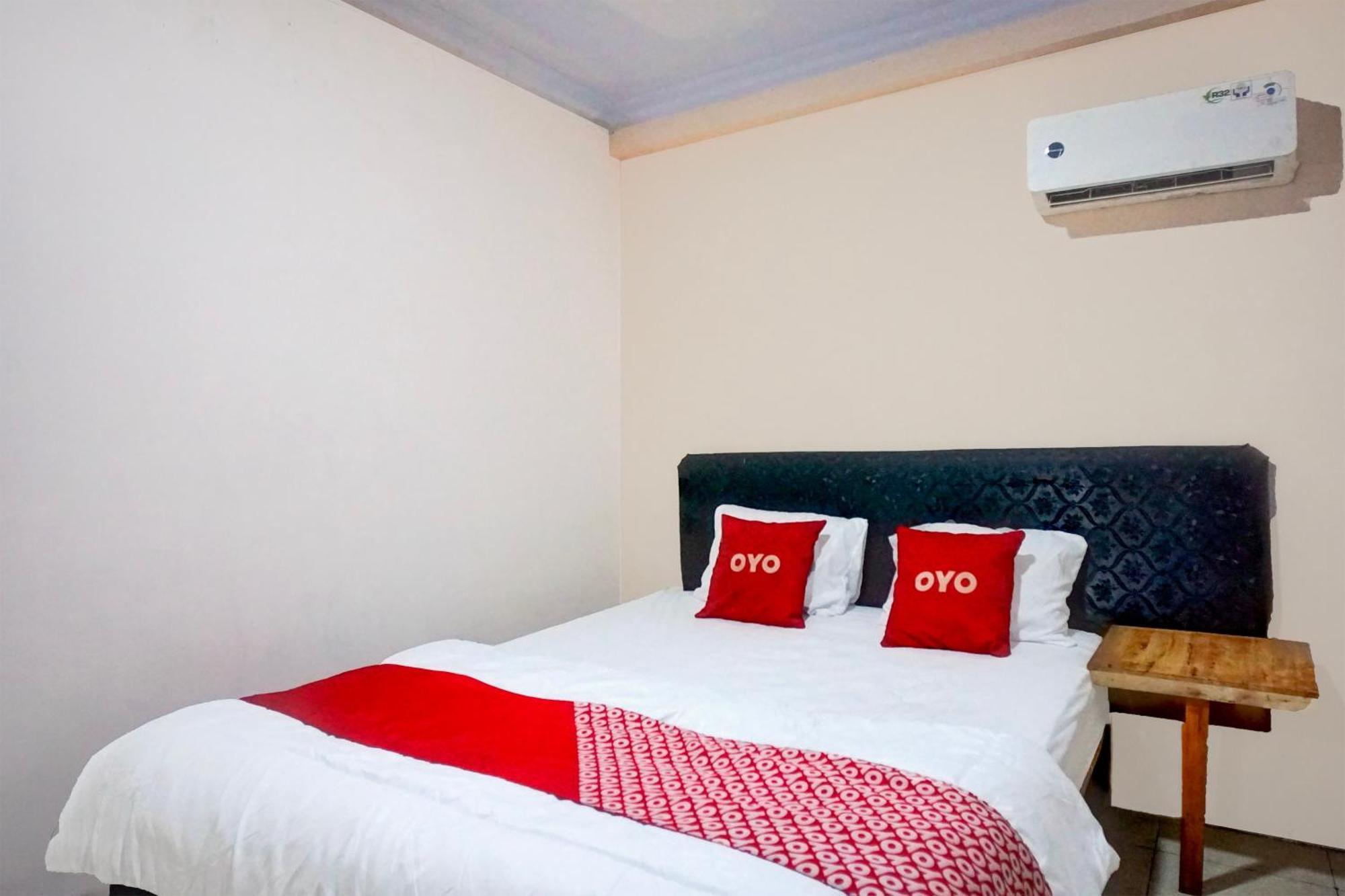 Hotel O Medan City Center Near Plaza Medan Fair Bagian luar foto