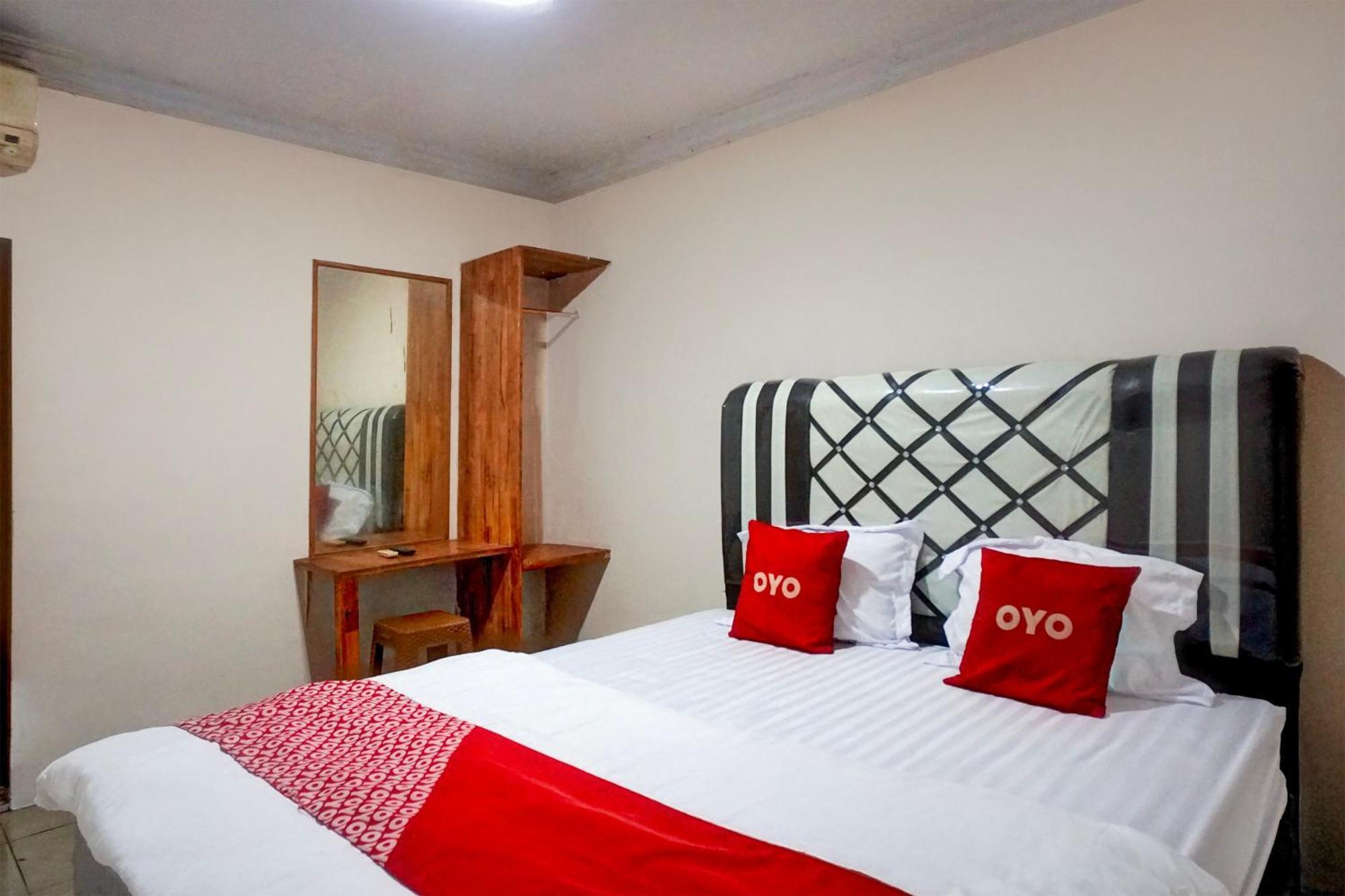 Hotel O Medan City Center Near Plaza Medan Fair Bagian luar foto