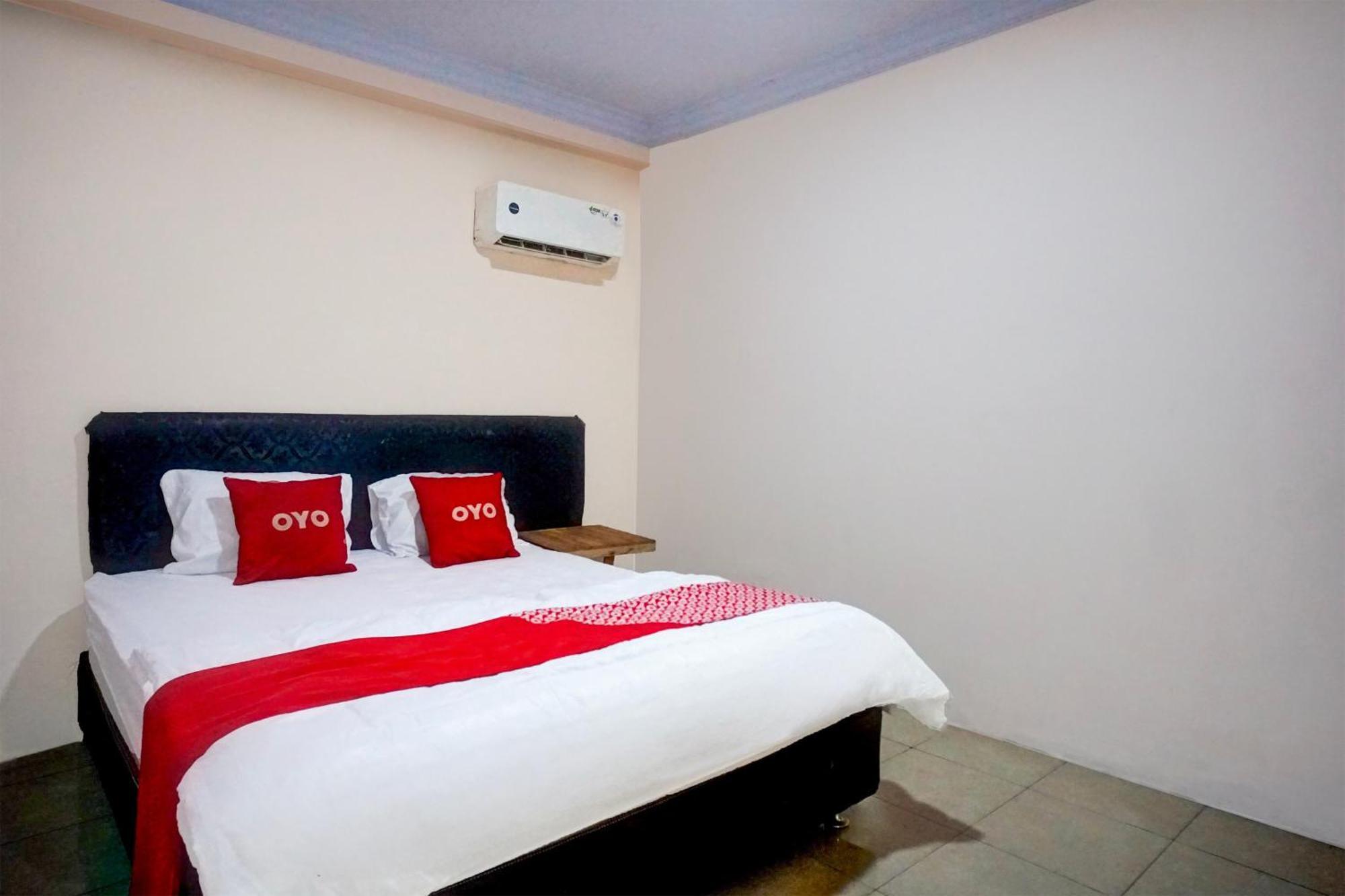 Hotel O Medan City Center Near Plaza Medan Fair Bagian luar foto